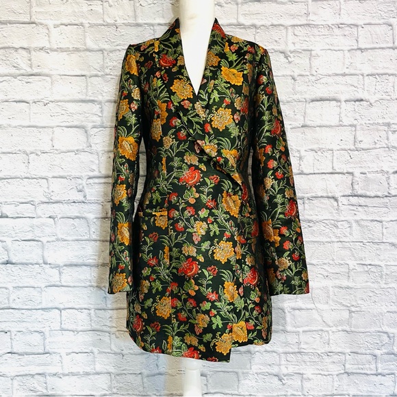 Lovers + Friends Jackets & Blazers - Lovers + Friends Floral Brocade Metallic Thread Long Blazer